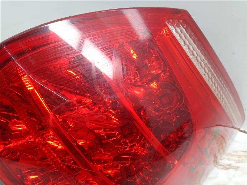 2006 TOYOTA RAV4 Right TAIL LAMP - 23202 — photo 2