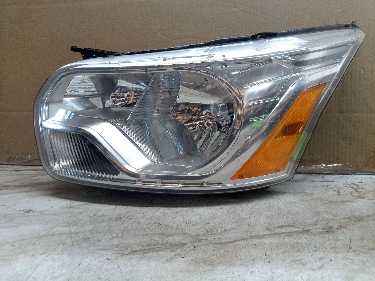 2019 FORD TRANSIT 250 3.7L 6cyl Gasoline VVT Left HEADLAMP ASSEMBLY - 232027