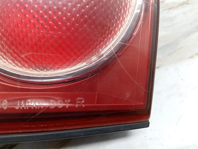 1999 LEXUS RX300 Left TAIL LAMP - 23207 — photo 3