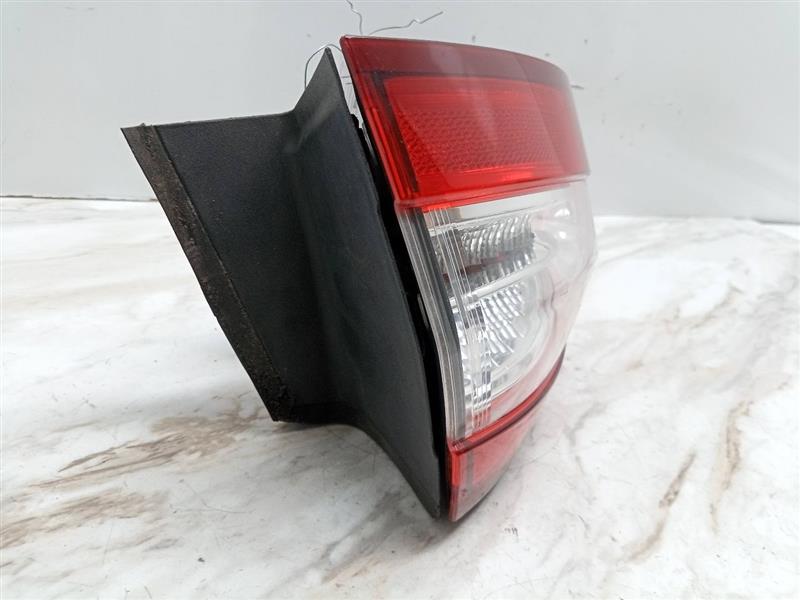 2015 FORD FUSION Left TAIL LAMP - 23220 — photo 2