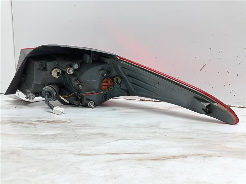 2013 HYUNDAI ELANTRA Left TAIL LAMP - 23224 — photo 5