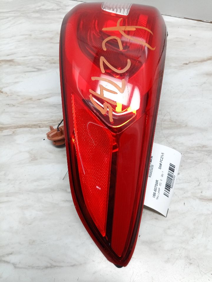 2017 HYUNDAI SONATA Right TAIL LAMP - 23233 — photo 2