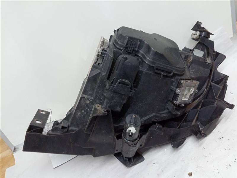 2007 BMW 328i Right HEADLAMP ASSEMBLY - 23353 — photo 5