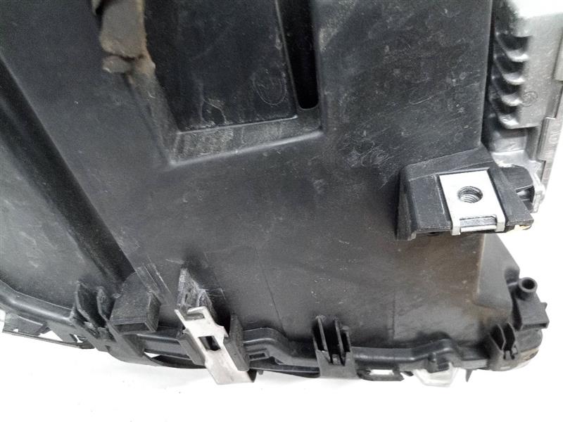 2011 BMW 750i Left HEADLAMP ASSEMBLY - 23357 — photo 8