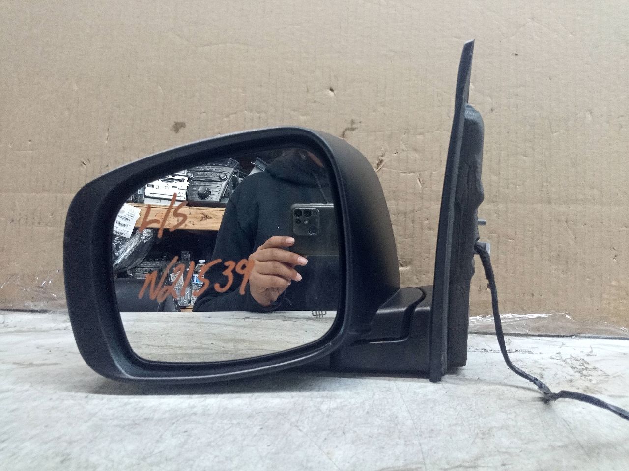 2012 VOLKSWAGEN ROUTAN 6 Cyl Gasoline 3.6 DI Left SIDE VIEW MIRROR - 233626 — photo 1