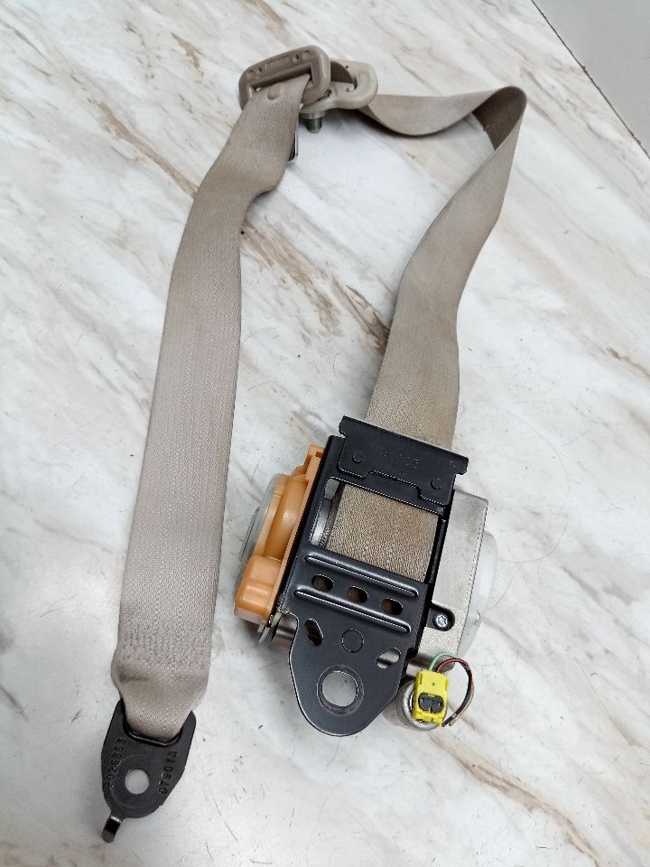 2010 MAZDA CX-7 4cyl Gasoline 2.5 Seat Belt, Front - 23375