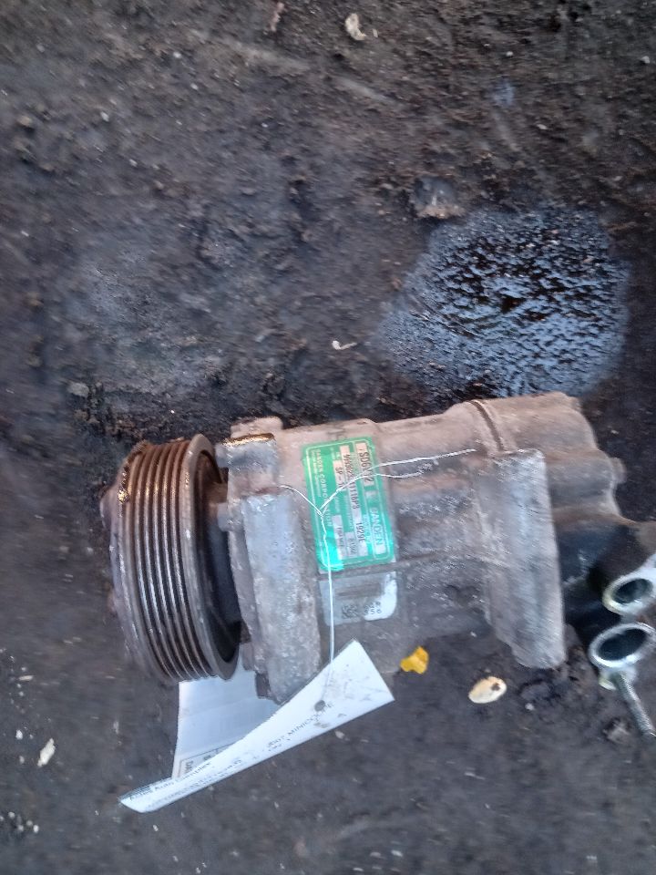 2007 MINI COOPER COOPER 4cyl Gasoline Turbo 1.6 AC COMPRESSOR - 233771 — photo 2