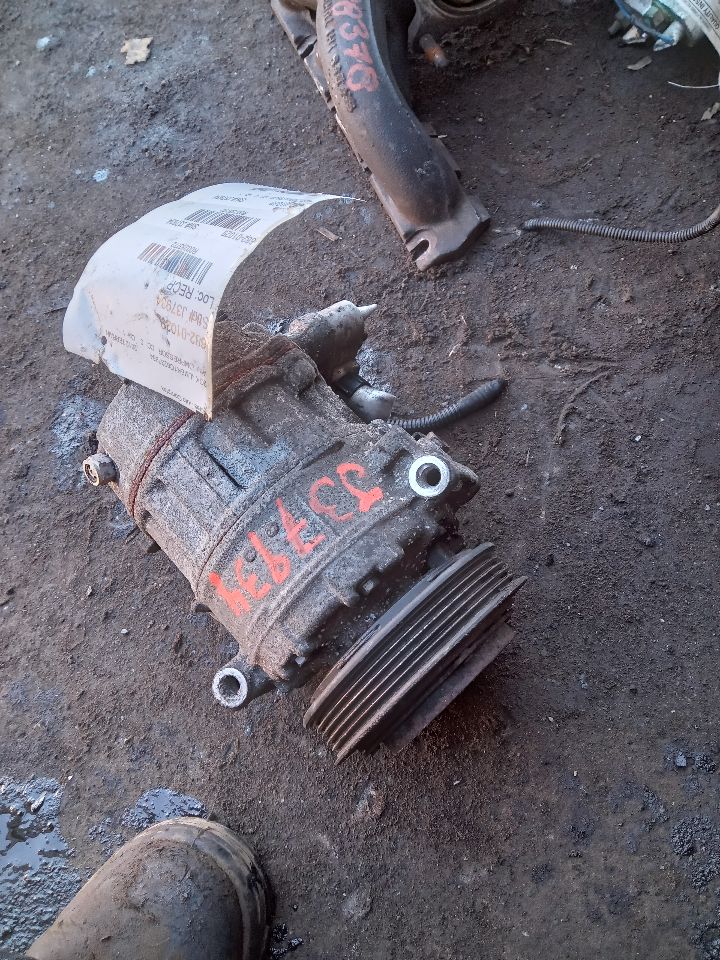 2012 GMC TERRAIN 4cyl Gasoline 2.4 AC COMPRESSOR - 233772 — photo 1