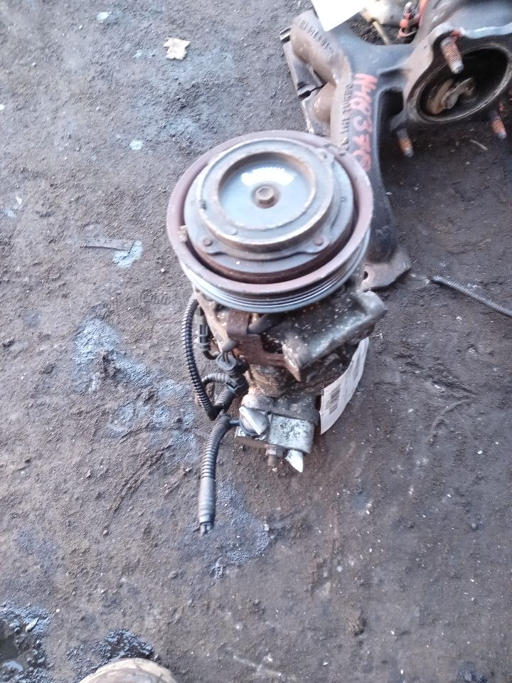 2012 GMC TERRAIN 4cyl Gasoline 2.4 AC COMPRESSOR - 233772 — photo 4