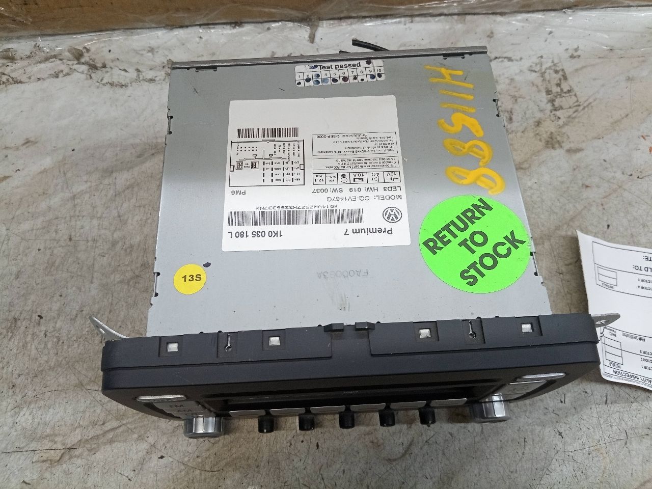 2009 VOLKSWAGEN EOS Radio Audio - 233891 — photo 2