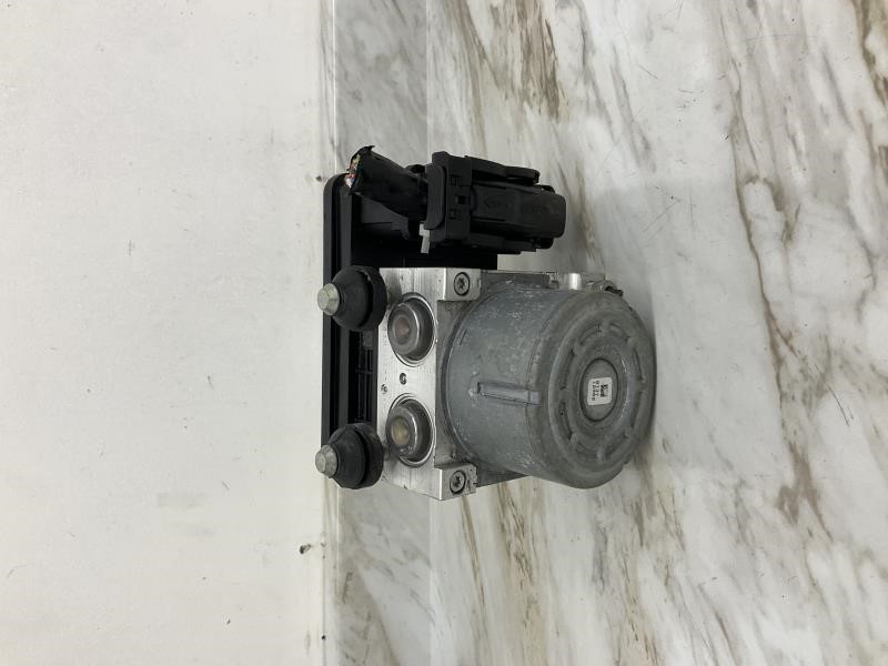 2019 SUBARU WRX Anti-lock Brake Pts - 2341 — photo 3