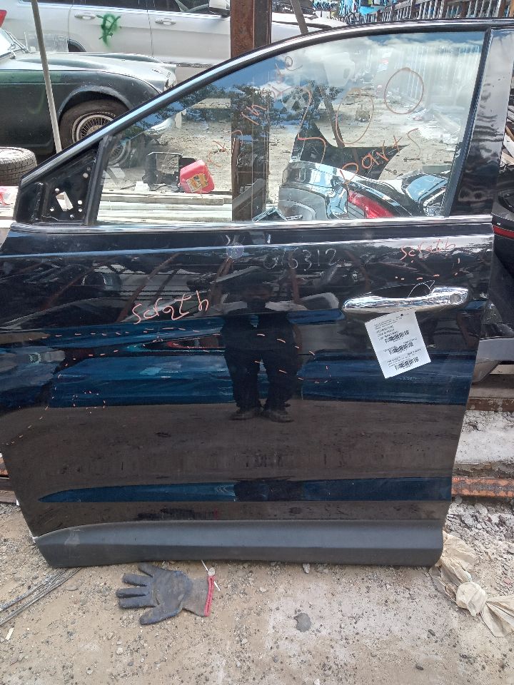 2017 HYUNDAI SANTA FE 2.4L 4cyl Gasoline VVT Left DOOR ASSEMBLY, FR - 234916