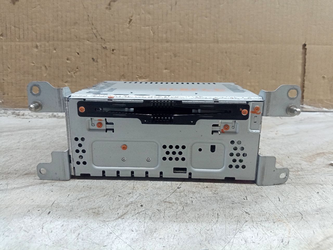 2013 FORD FUSION 4cyl Electric 2.0 Radio Audio - 234954 — photo 1