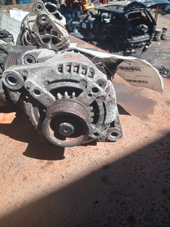 2017 HYUNDAI SANTA FE 2.4L 4cyl Gasoline VVT ALTERNATOR - 234999 — photo 1