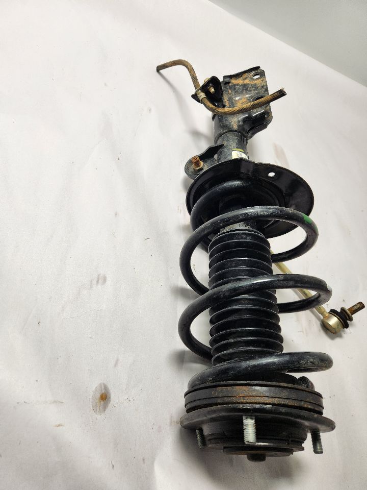 2024 SUBARU XV CROSSTREK Left STRUT - 236297 — photo 5