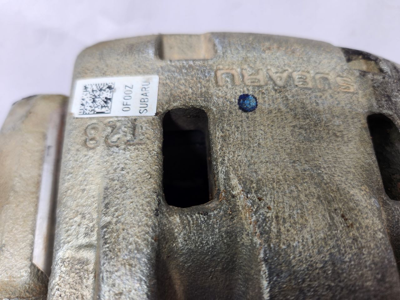 2024 SUBARU XV CROSSTREK Left CALIPER - 236301 — photo 4