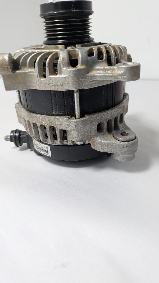 2024 SUBARU XV CROSSTREK ALTERNATOR - 236318 — photo 2