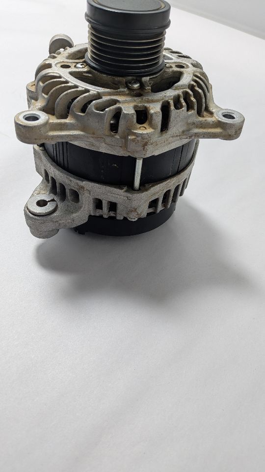 2024 SUBARU XV CROSSTREK ALTERNATOR - 236318 — photo 3