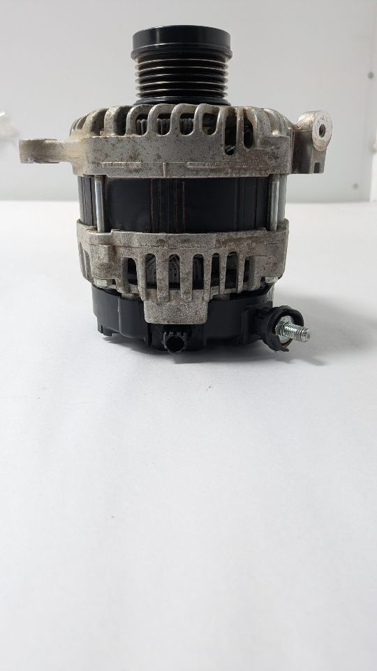 2024 SUBARU XV CROSSTREK ALTERNATOR - 236318 — photo 4
