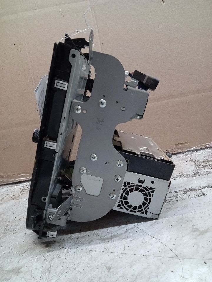 2020 SUBARU LEGACY Radio Audio - 236351 — photo 2