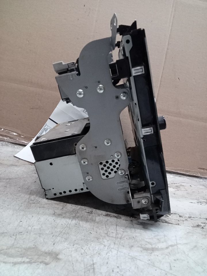 2020 SUBARU LEGACY Radio Audio - 236351 — photo 7
