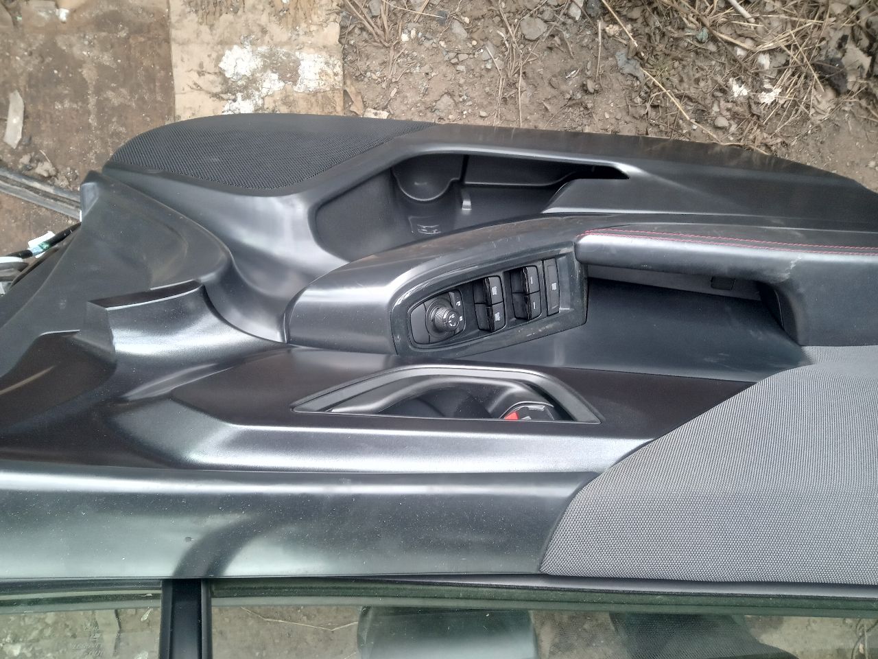 2024 SUBARU XV CROSSTREK Left DOOR ASSEMBLY, FR - 236475 — photo 1