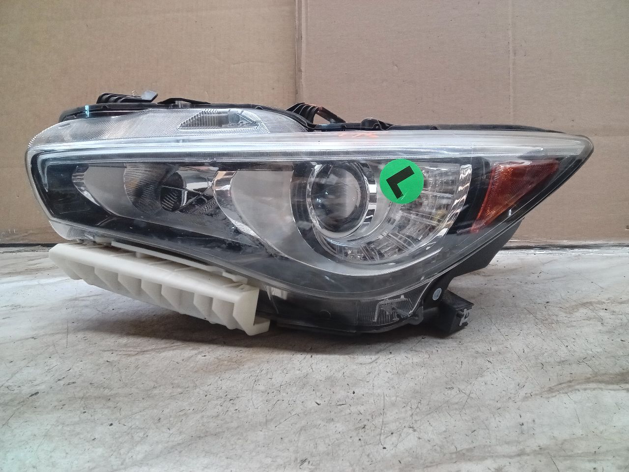 2019 INFINITI Q50 3.0L 6cyl Turbo Gasoline Left HEADLAMP ASSEMBLY - 237569