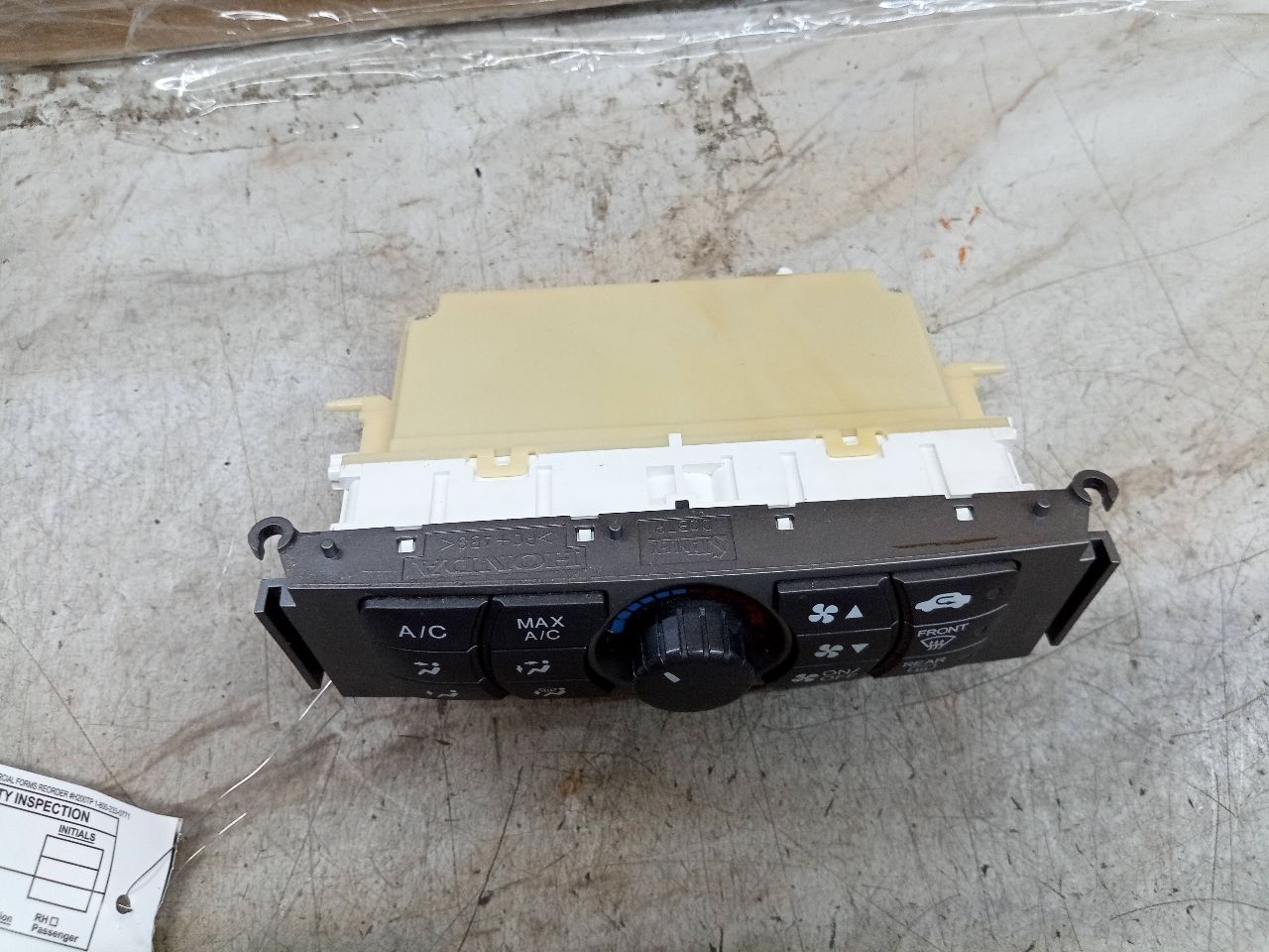 2012 HONDA PILOT 6cyl Gasoline 3.5 TEMP CONTROL - 237667 — photo 2