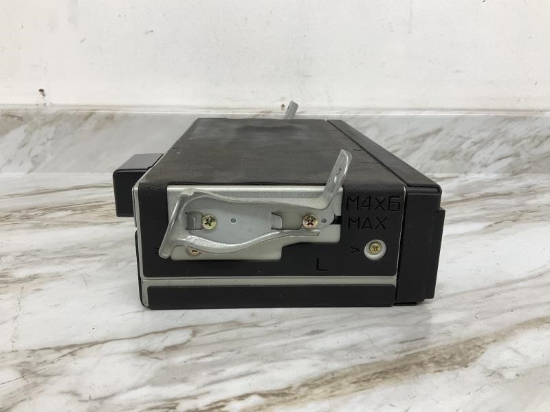 2000 LEXUS RX300 Radio Audio - 2378 — photo 2