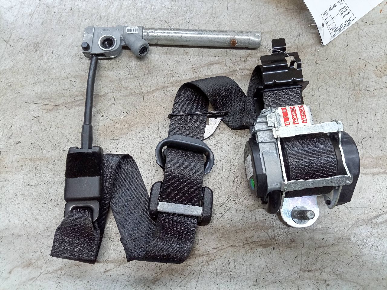 2017 AUDI A4 4cyl Gasoline Turbo 2.0 Seat Belt, Front - 238475