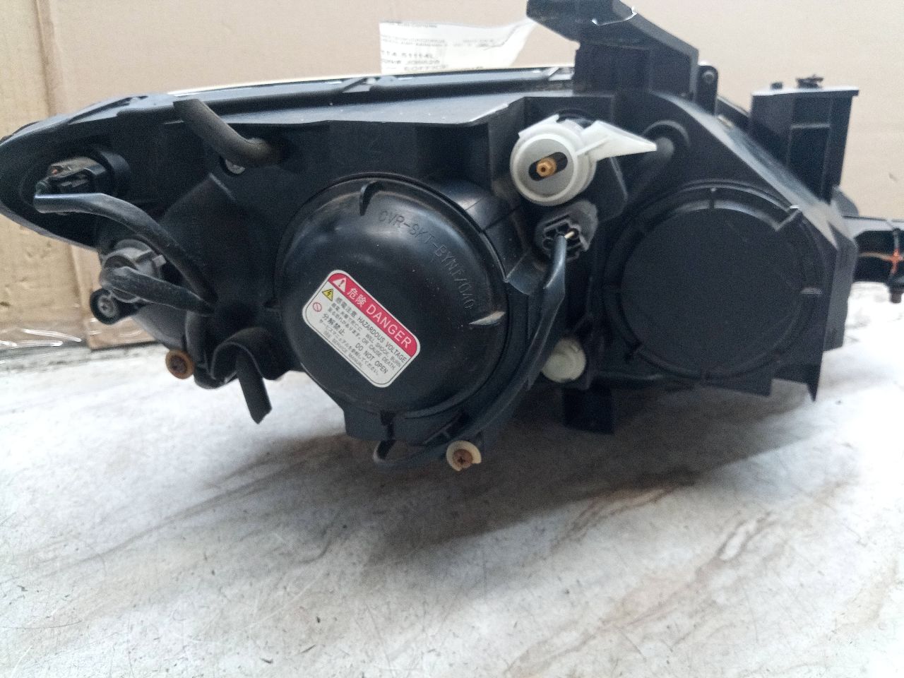 2010 MAZDA CX-9 6cyl Gasoline 3.7 Left HEADLAMP ASSEMBLY - 238931 — photo 5