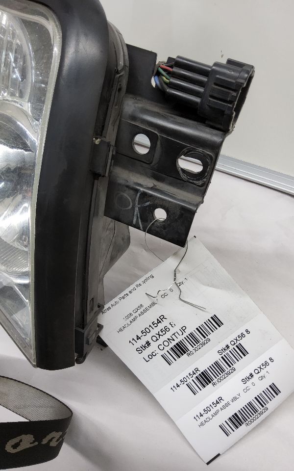 2008 INFINITI QX56 Right HEADLAMP ASSEMBLY - 23929 — photo 4