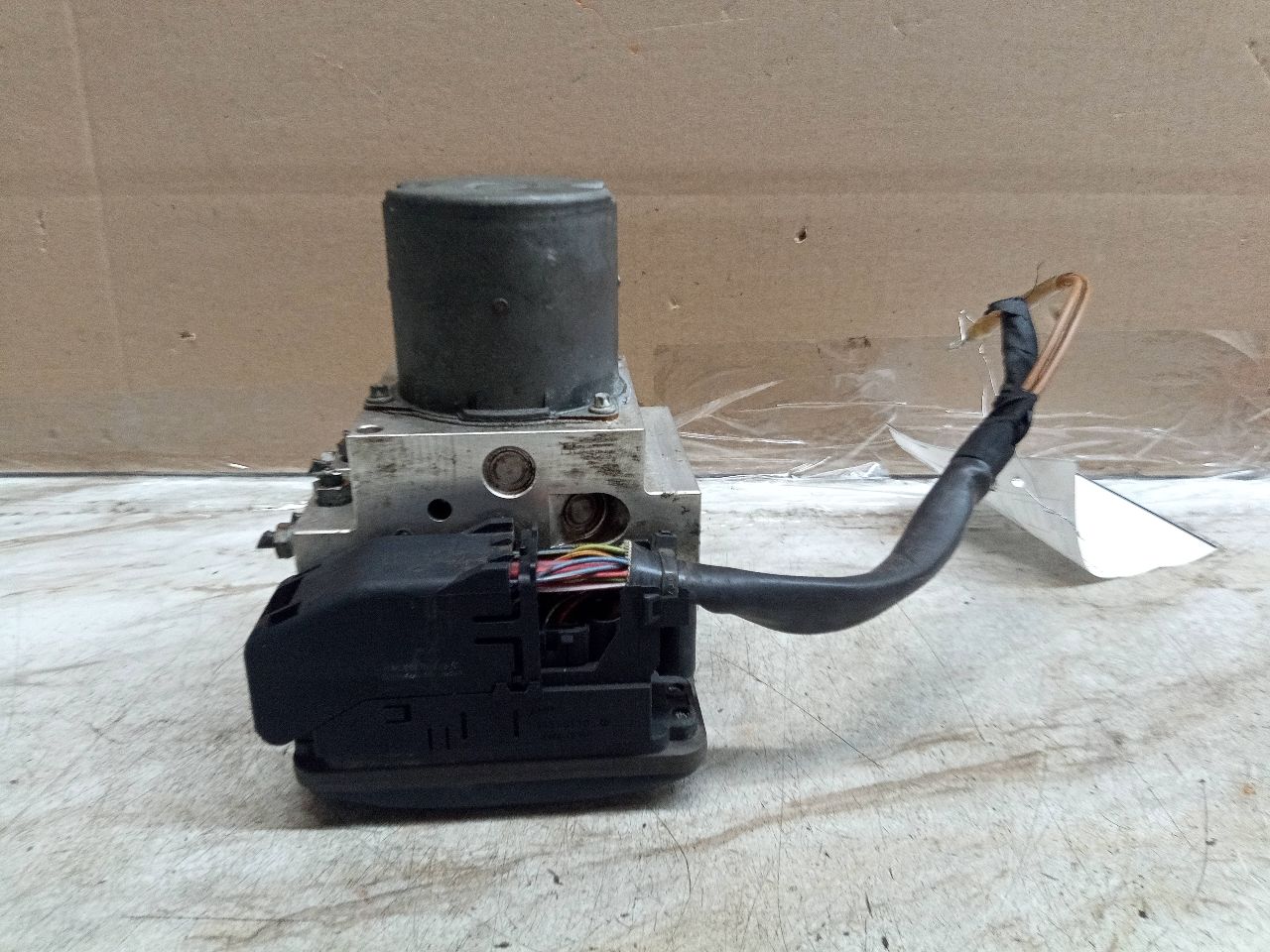 2007 MERCEDES-BENZ E-CLASS 6cyl Gasoline 3.5 Anti-lock Brake Pts - 239680 — photo 1