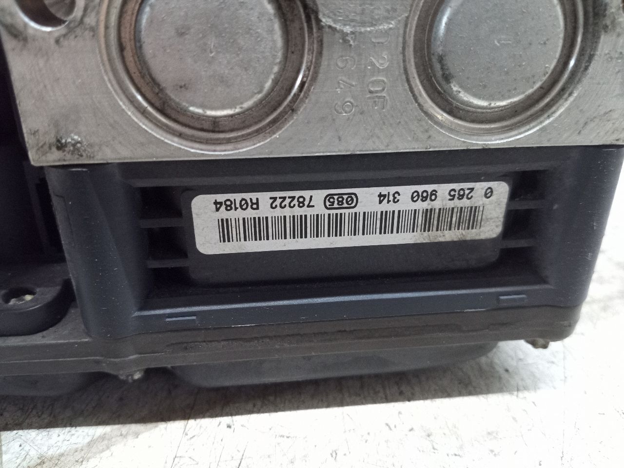 2007 MERCEDES-BENZ E-CLASS 6cyl Gasoline 3.5 Anti-lock Brake Pts - 239680 — photo 6