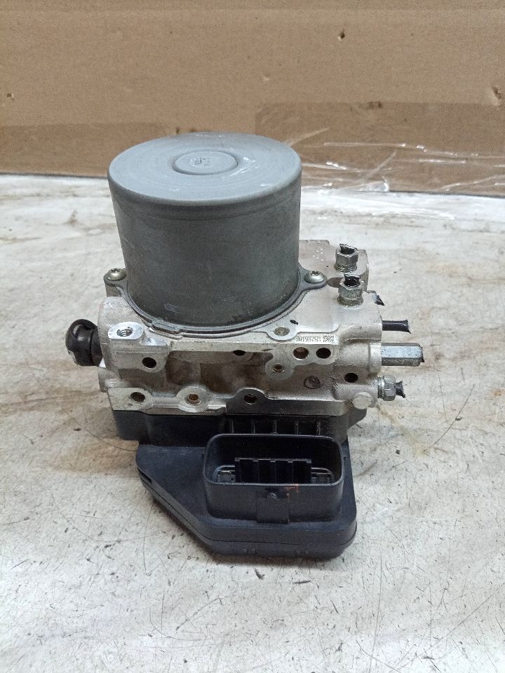 2016 LEXUS IS300 6cyl Gasoline 3.5 Anti-lock Brake Pts - 239683