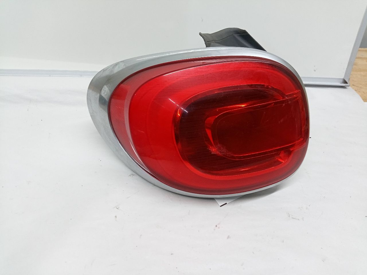 2014 FIAT 500 Left TAIL LAMP - 23999