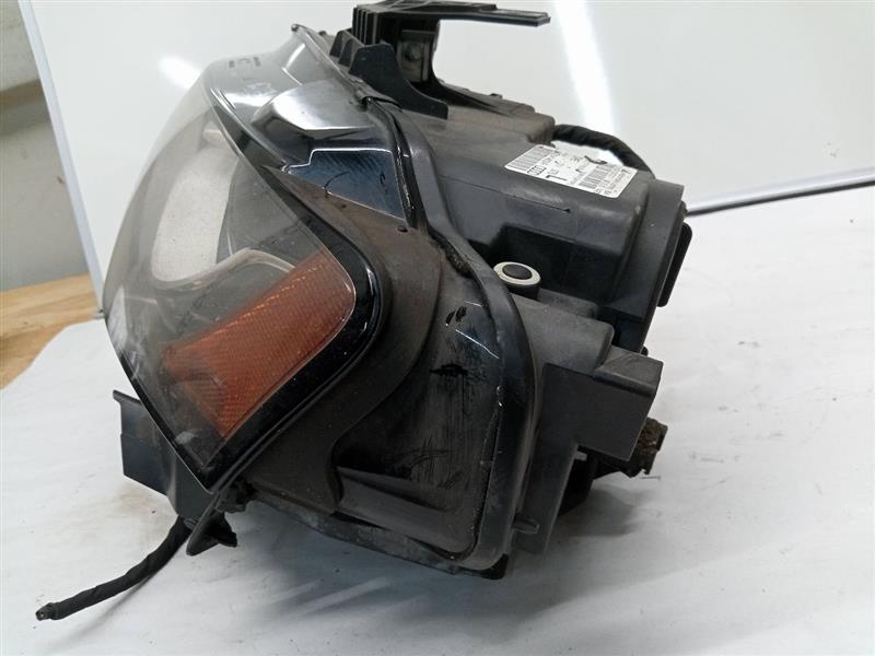 2011 AUDI A4 Left HEADLAMP ASSEMBLY - 24003 — photo 3