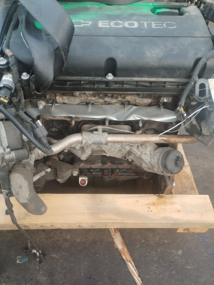 2016 CHEVROLET SONIC 4cyl Gasoline 1.8 ENGINE ASSEMBLY - 240594 — photo 2