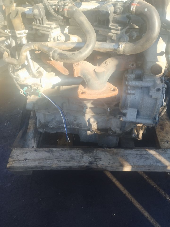 2015 CHEVROLET EQUINOX ENGINE ASSEMBLY - 240615 — photo 2