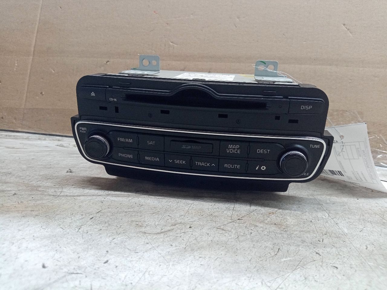 2014 KIA CADENZA 6cyl Gasoline 3.3 Radio Audio - 240644 — photo 1