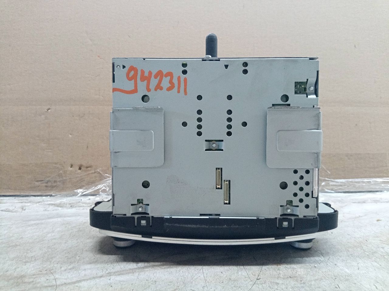 2014 KIA CADENZA 6cyl Gasoline 3.3 Radio Audio - 240644 — photo 7