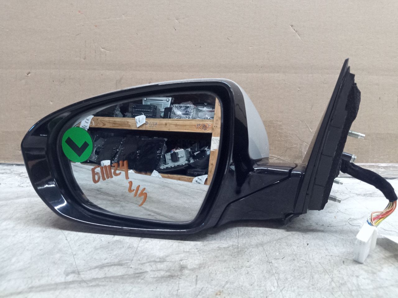 2016 KIA CADENZA 6cyl Gasoline 3.3 Left SIDE VIEW MIRROR - 240650