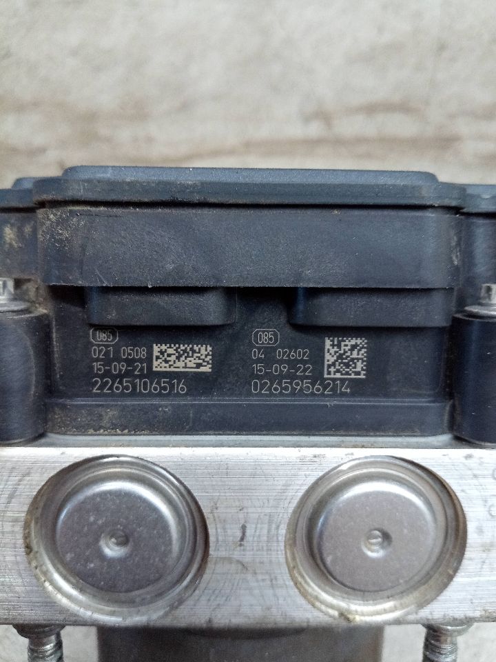 2013 TOYOTA SIENNA 6cyl Gasoline 3.5 Anti-lock Brake Pts - 241055 — photo 5