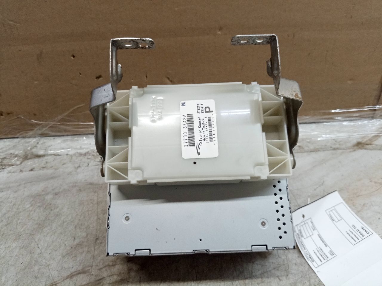 2014 INFINITI QX60 6cyl Gasoline 3.5 Radio Audio - 241574 — photo 2