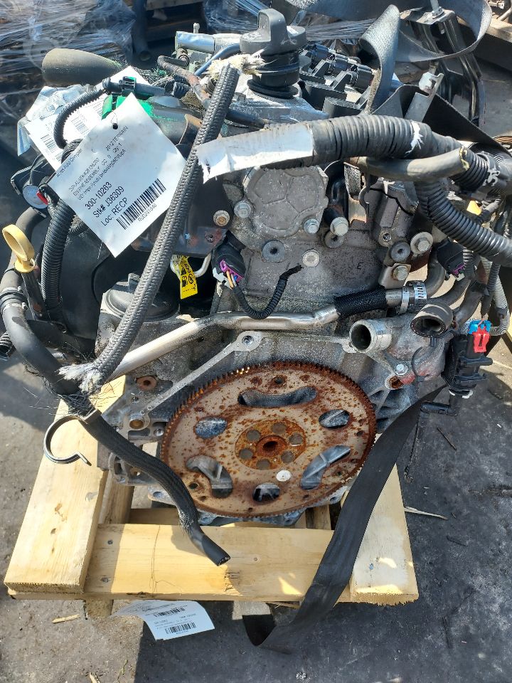2012 GMC TERRAIN 4cyl Gasoline 2.4 ENGINE ASSEMBLY - 241648 — photo 6
