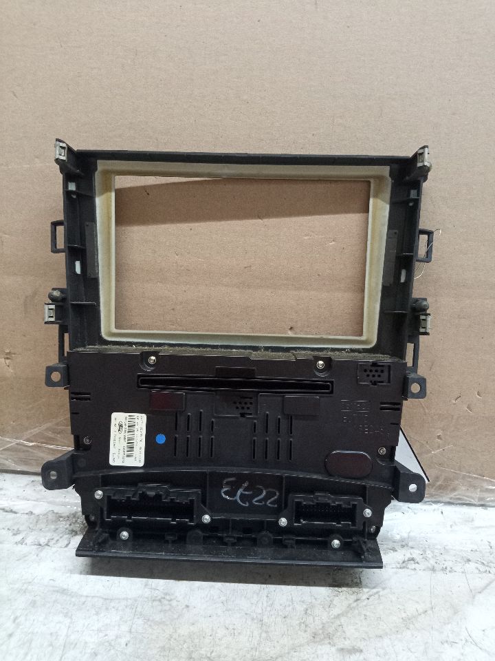 2013 FORD FUSION 4cyl Gasoline Turbo 2.0 Radio Audio - 241745 — photo 2