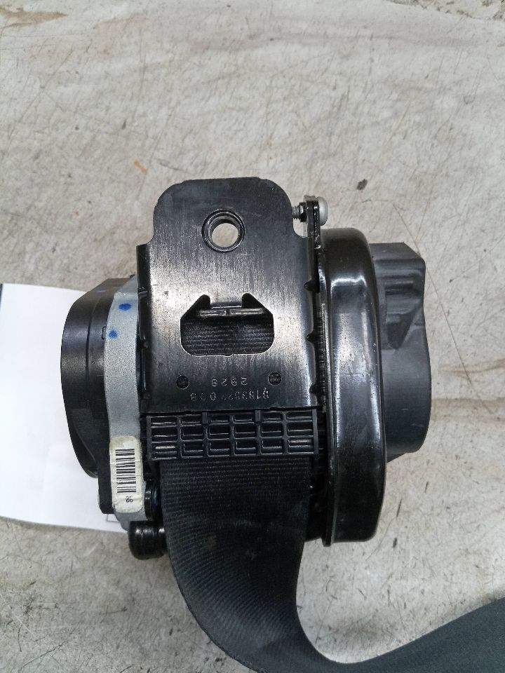 2013 FORD FOCUS 4cyl Gasoline 2.0 Flex Seat Belt, Front - 241896 — photo 6
