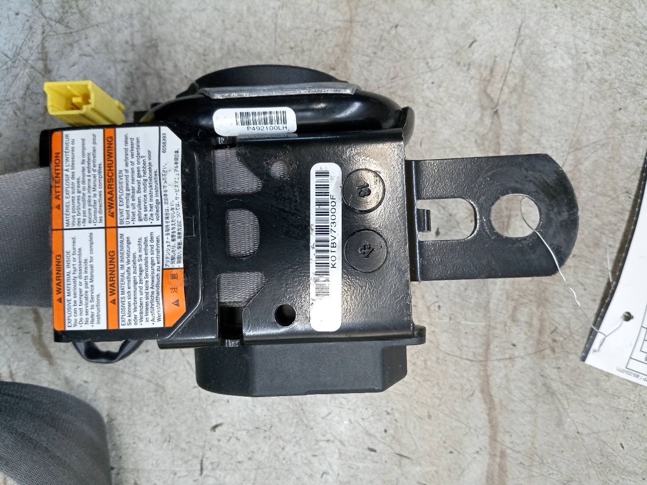 2010 HONDA ODYSSEY Seat Belt, Front - 241943 — photo 5