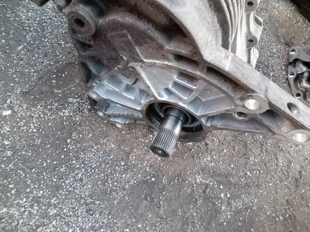 2014 CHEVROLET EQUINOX TRANSFER CASE ASSY - 242191 — photo 2