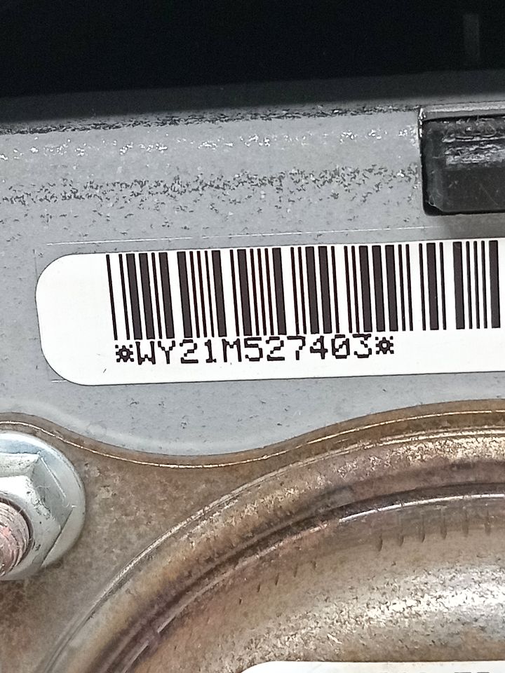 2011 SUBARU LEGACY Left AIR BAG - 24227 — photo 5